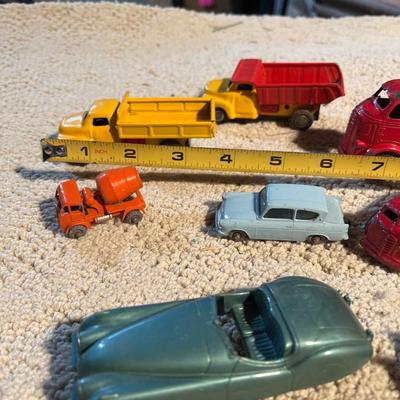 Misc. vintage toy car/truck lot