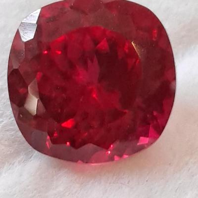 8.10 cts Natural Ruby