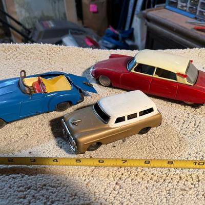 Vintage tin toy cars