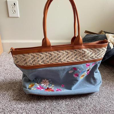 Leather & Canvas Weekender Bags w/ Jelly Yoo (GB1-SS)