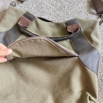 Leather & Canvas Weekender Bags w/ Jelly Yoo (GB1-SS)
