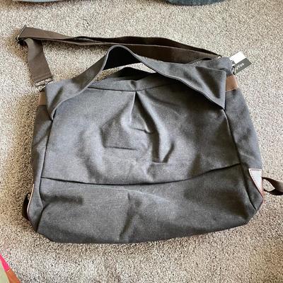 Leather & Canvas Weekender Bags w/ Jelly Yoo (GB1-SS)