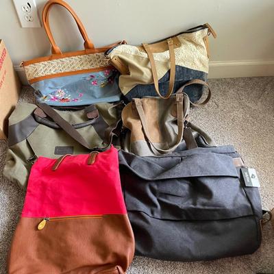 Leather & Canvas Weekender Bags w/ Jelly Yoo (GB1-SS)