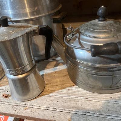 Jolly Xpress coffee maker, two tea pots and cooker