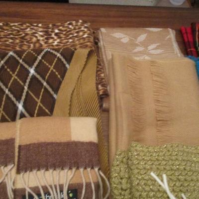 Assortment Of Women's Scarves Lot C Cashmink Wool