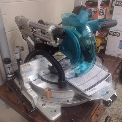 New Makita 10" Electric Benchtop Sliding Compound Miter Saw LS-1019L