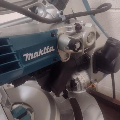 New Makita 10" Electric Benchtop Sliding Compound Miter Saw LS-1019L