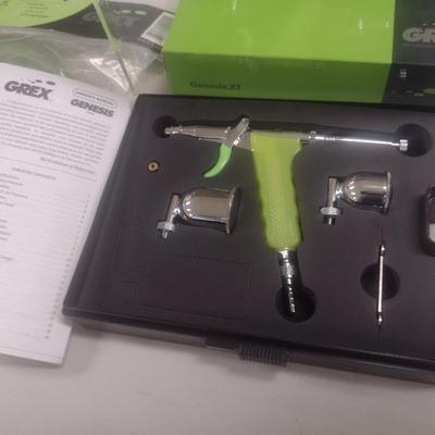 Grex Professional Detail Car and Craft Genesis XT Paint Air Brush with Attachments