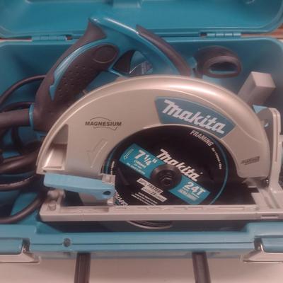 Makita Electric 7-1/4" Circular Saw