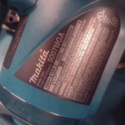 Makita Electric 7-1/4" Circular Saw