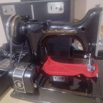 Antique Electric Portable Singer Sewing Machine with Attachments and Accessories in Working Condition
