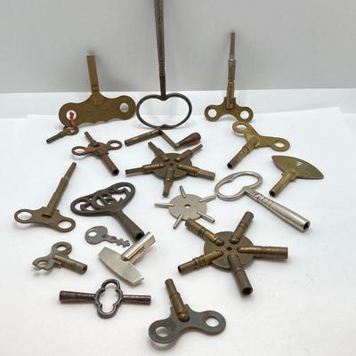 LOT 573: Large Collection of Clock Keys - Waterbury Clock Co and More