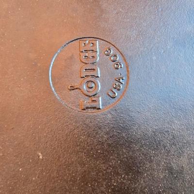 Lodge USA 90G Cast Iron Griddle + Grill Pan Combo Ridged bottom