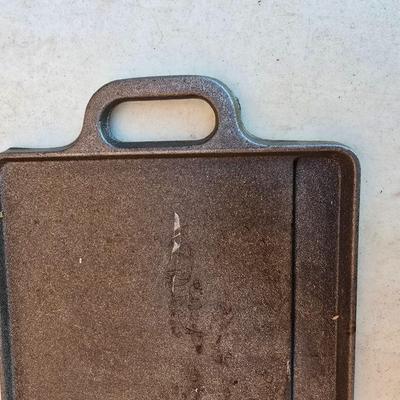 Cast Iron Flat Griddle – Double Handle - flat top