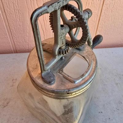 Vintage Dazey #40 Glass Butter Churn – Hand Crank Farmhouse Decor
