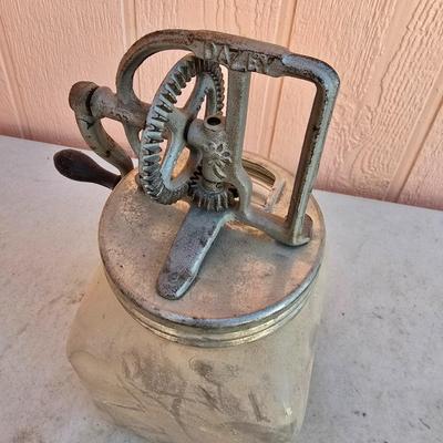 Vintage Dazey #40 Glass Butter Churn – Hand Crank Farmhouse Decor