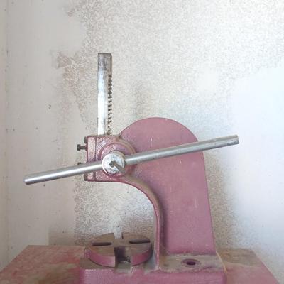 Vintage Arbor Press – Heavy-Duty Manual Shop Tool