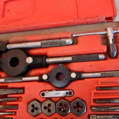 Vintage Tap & Die Set – SAE Threading Kit in Red Case