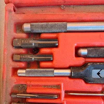 Vintage Tap & Die Set – SAE Threading Kit in Red Case