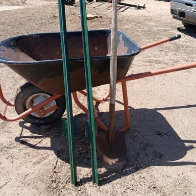 Garden Tool Bundle: Wheelbarrow + Shovel + 2 T-Posts