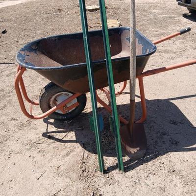 Garden Tool Bundle: Wheelbarrow + Shovel + 2 T-Posts