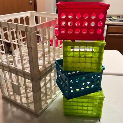 Large/Mini Crates
