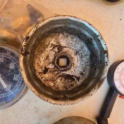 Garage Utility Lot – Air, Pressure, and Handy Tools