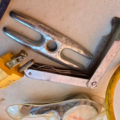 Garage Utility Lot – Air, Pressure, and Handy Tools