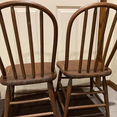2 children’s wood chairs