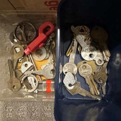 Keys and tools