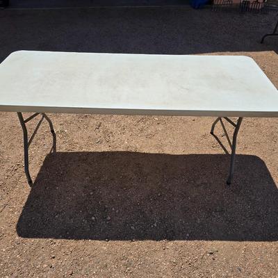 Sturdy 6-Foot Folding Table – Heavy-Duty Plastic Top & Metal Legs