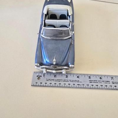 Vintage Blue 1958 Buick Skylark Convertible Die-Cast Model Car – Classic 1950s Style