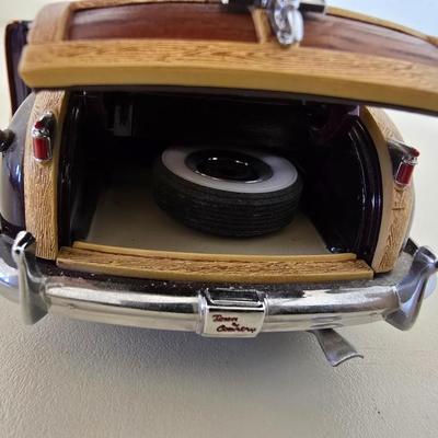 Vintage Chrysler Town & Country Convertible Model Car – Classic Woody Die-Cast