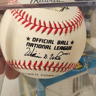 Glenn Beckert Cubs OMLB Signed Autographed Baseball In Collectors Case