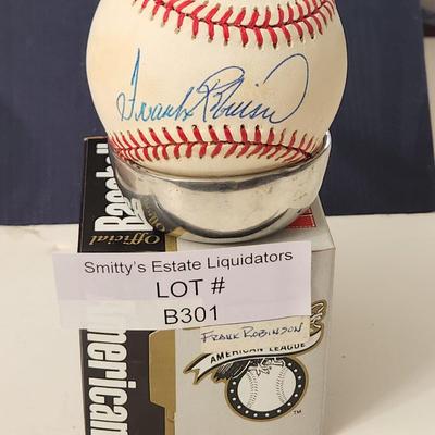Frank Robinson OMLB Signed Autographed Baseball
