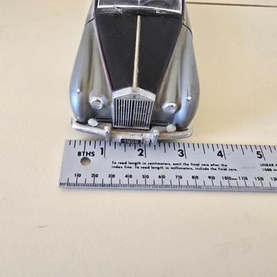 Franklin Mint Precision Model 1955 Rolls-Royce Silver cloud Die-Cast Model Car – Two-Tone Black & Silver