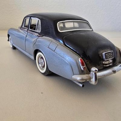 Franklin Mint Precision Model 1955 Rolls-Royce Silver cloud Die-Cast Model Car – Two-Tone Black & Silver