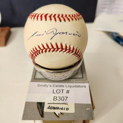 Luis Aparicio OMLB Signed Autographed Baseball