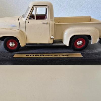 1953 Ford Pick-up truck Die-Cast