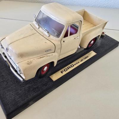 1953 Ford Pick-up truck Die-Cast
