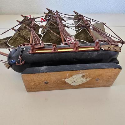 Vintage Tall Ship Model – Handcrafted with Sails & Rigging