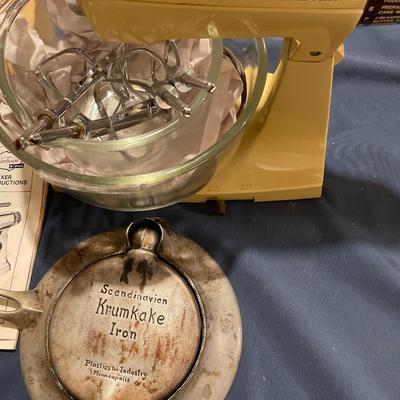 Sunbeam mixer, Krumkake iron, Spritz