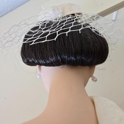 ASHTON DRAKE Vintage Wedding Dress Porcelain Doll (TB-B268 Signed)