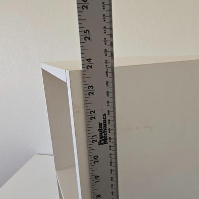 White Stackable Cube Shelves – Set of 2