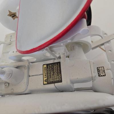 Farmall McCormick Model Tractor – White/Red Collectible Die-Cast