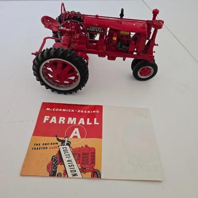 McCormick Farmall Tractor – Red Die-Cast Model
