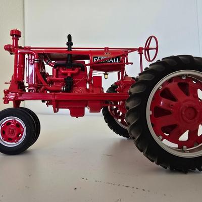 McCormick Farmall Tractor – Red Die-Cast Model