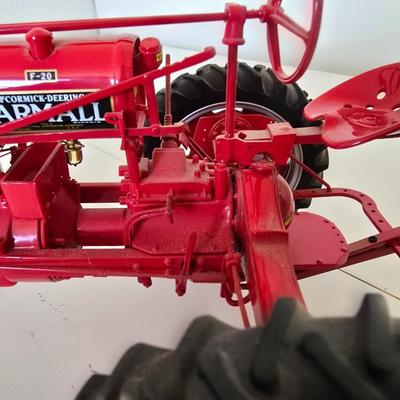 McCormick Farmall Tractor – Red Die-Cast Model