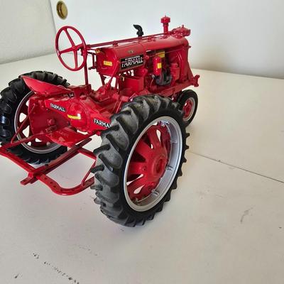 McCormick Farmall Tractor – Red Die-Cast Model