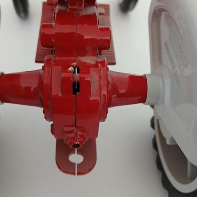 Vintage Ford Tractor Die-Cast Model – Red & Gray